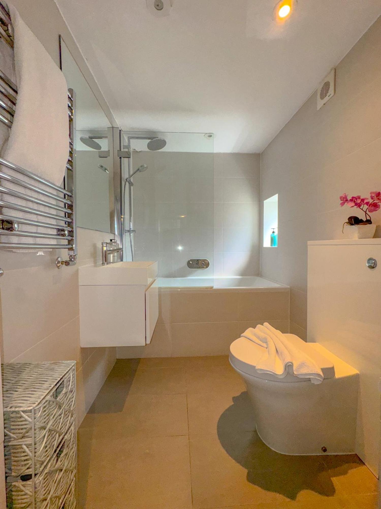 Apartment Pass The Keys 2 Bed 2 Bath Duplex London